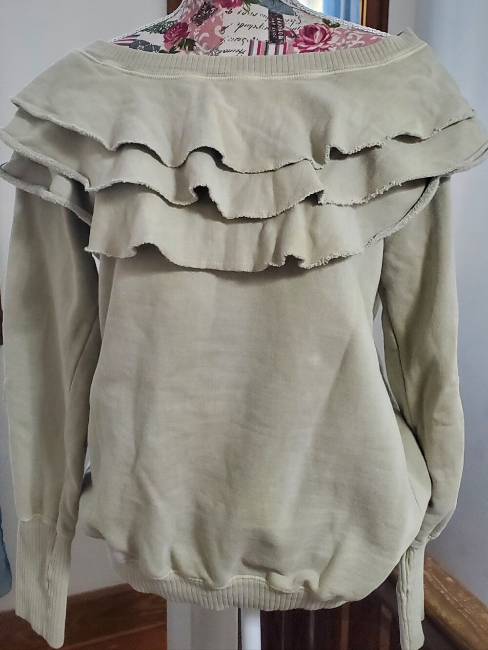 Ruffled 100% Cotton Sweatshirt M Taupe